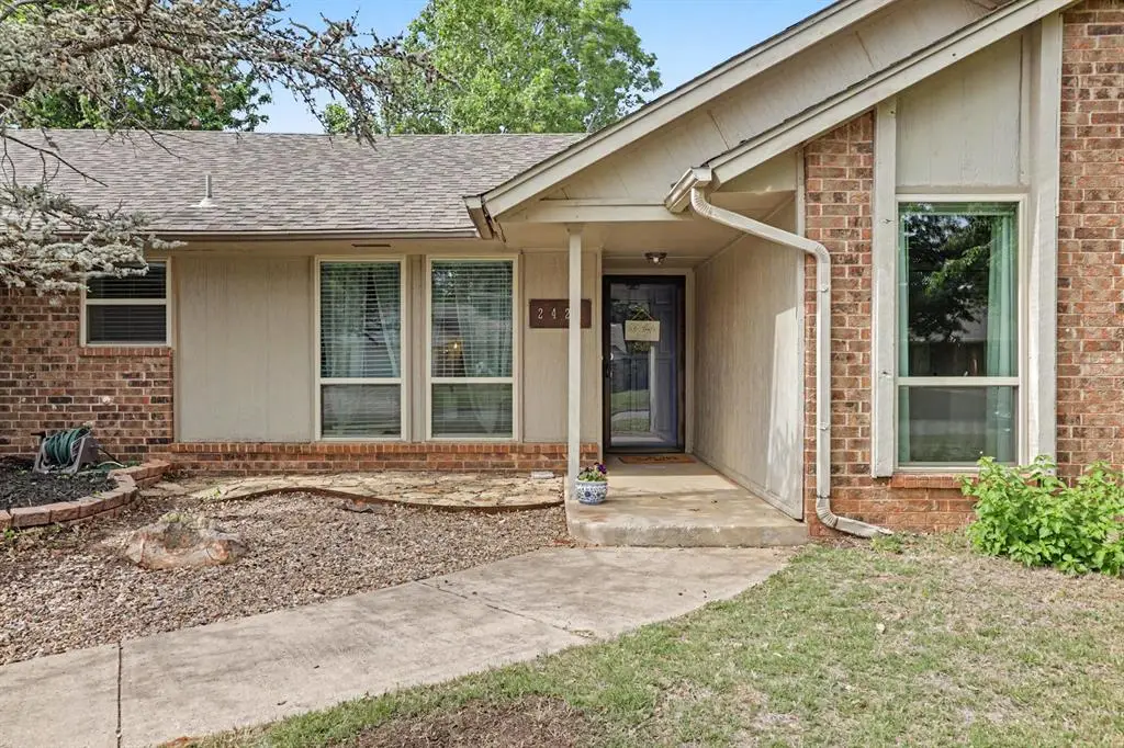 2421 Appleway Street, Edmond, OK 73013 - #1