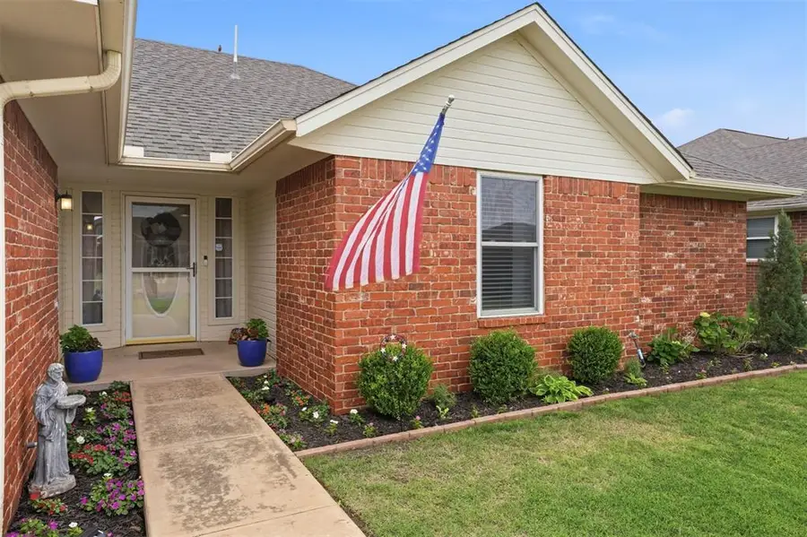 1204 Wendy Lane, Altus, OK 73521 - #3