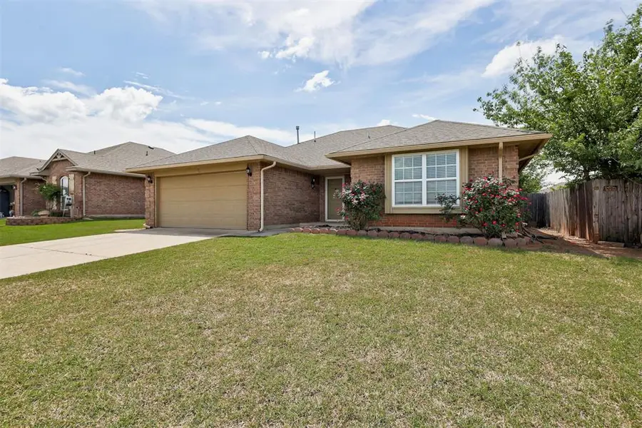 508 Manhattan Drive, Moore, OK 73160 - #2