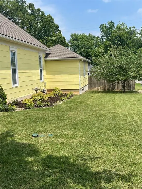 819 S Macomb Avenue, El Reno, OK 73036 - #2