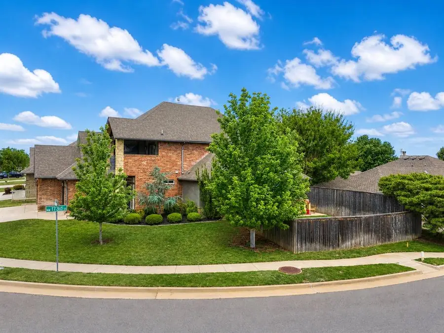 17400 Braken Drive, Edmond, OK 73012 - #3