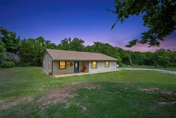 11601 Slaughterville Road, Lexington, OK 73051