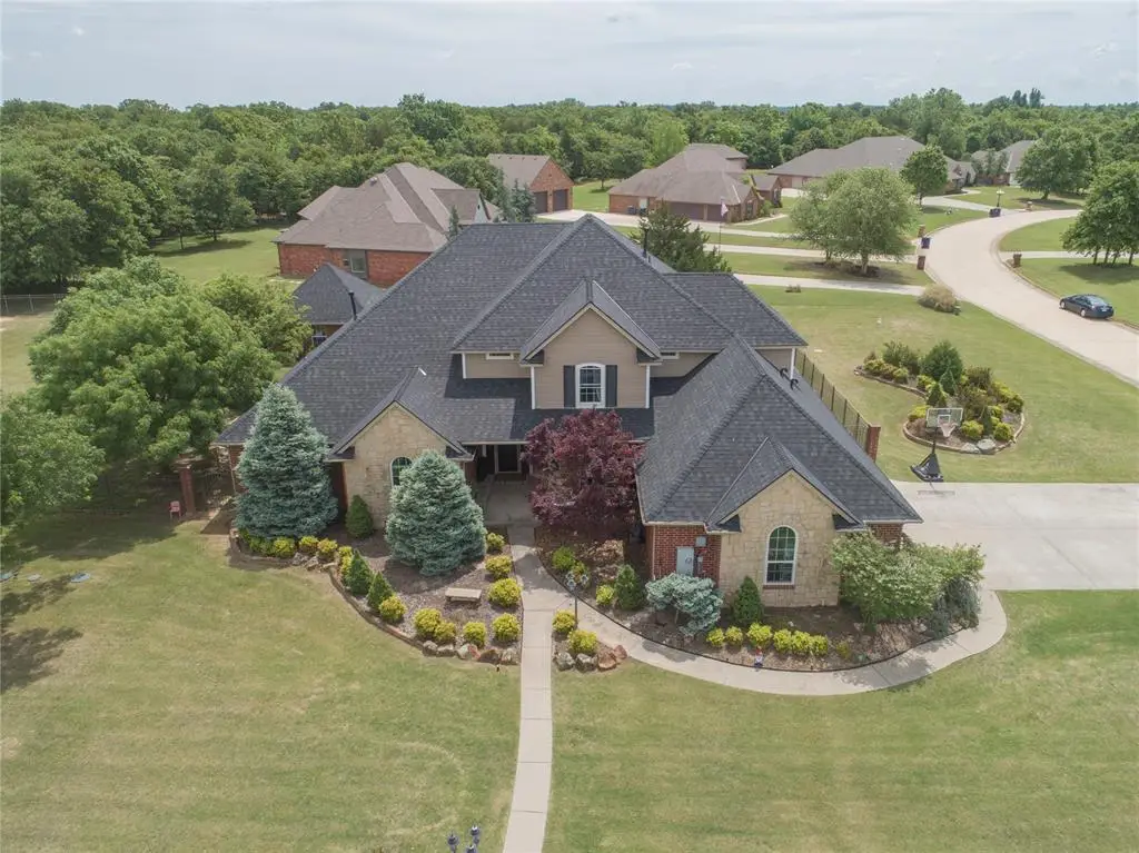 4000 Newburg Drive, Choctaw, OK 73020 - #1