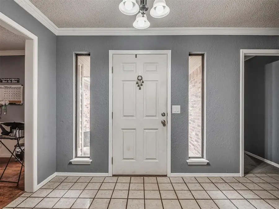617 S Willowood Drive, Yukon, OK 73099 - #2