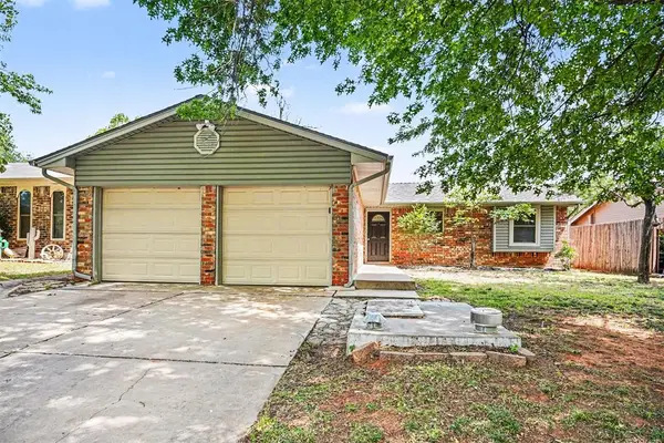 708 Red Oak Terrace, Edmond, OK 73003