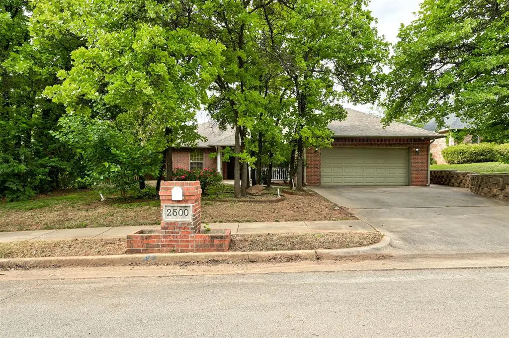2500 Ashebury Way, Edmond, OK 73034 - #1