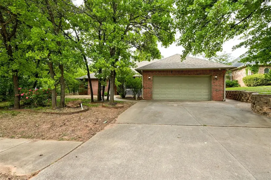2500 Ashebury Way, Edmond, OK 73034 - #3