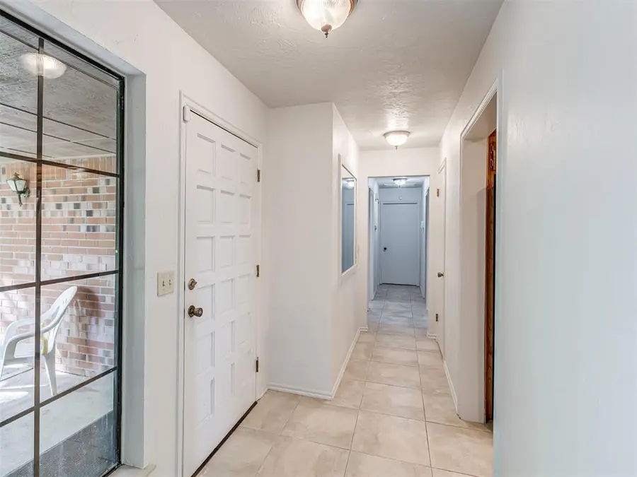 1404 Oak Drive, Edmond, OK 73034 - #3
