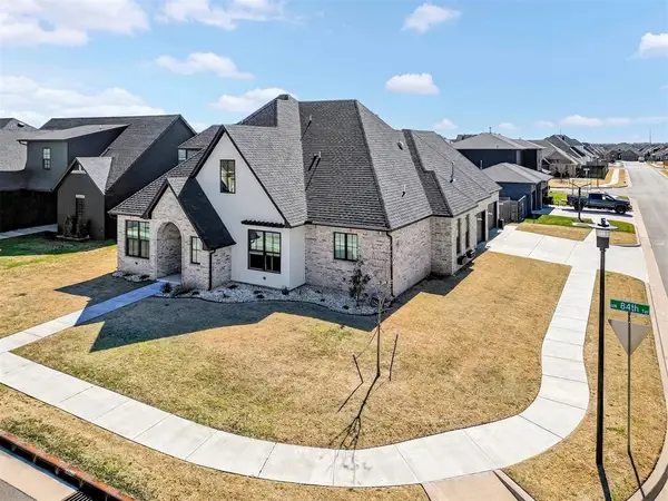 9308 NW 84th Terrace, Yukon, OK 73099