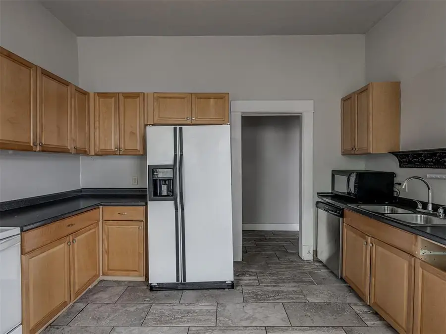 1527 NW 33rd Street, Oklahoma City, OK 73118 - #3