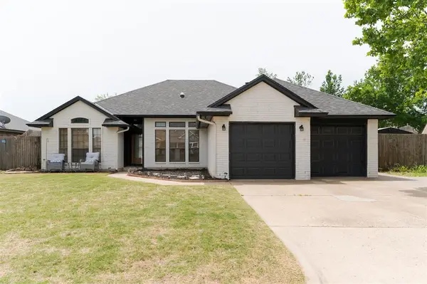 1125 Sennybridge Drive, Yukon, OK 73099