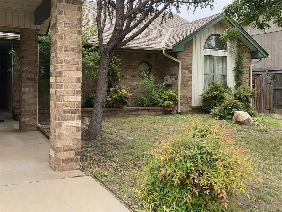 325 E Grand Teton Court, Yukon, OK 73099 - #2