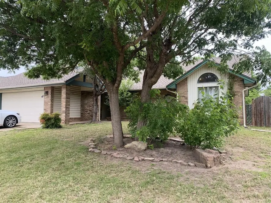 325 E Grand Teton Court, Yukon, OK 73099 - #3