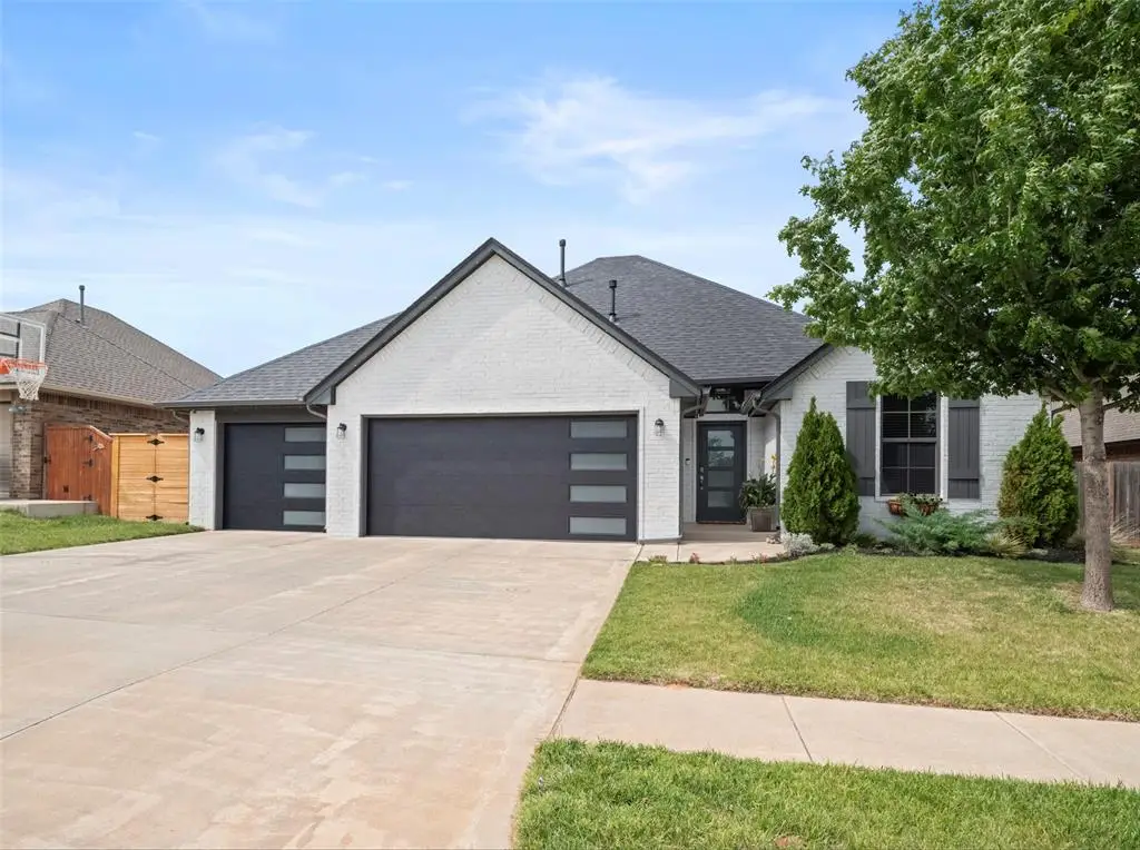 9113 NW 88th Street, Yukon, OK 73099 - #1