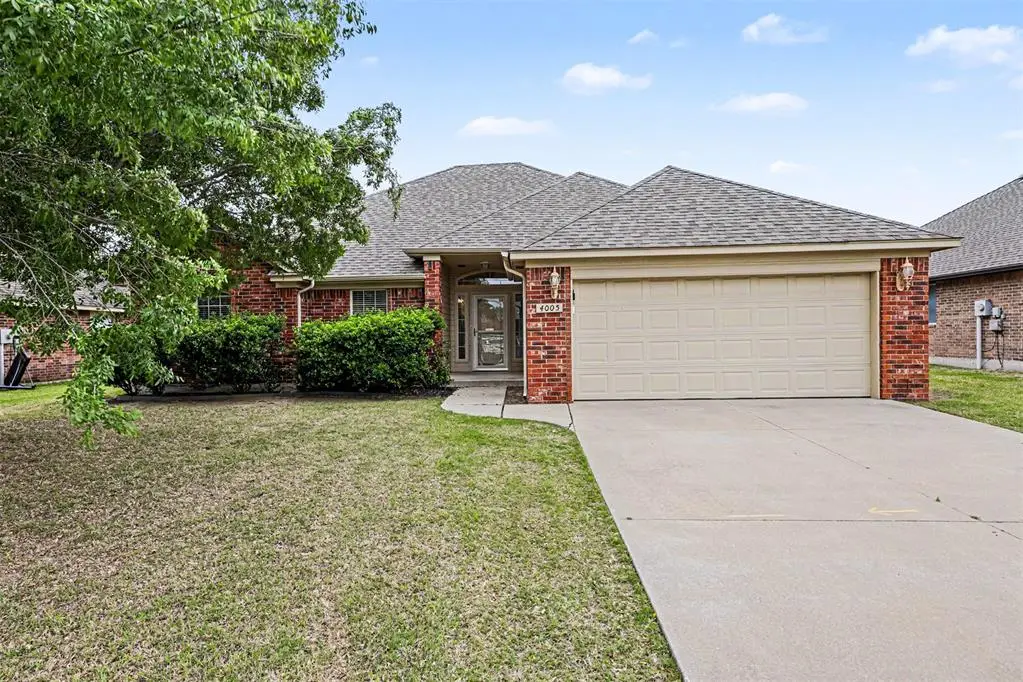 4005 Notting Hill Drive, Moore, OK 73160 - #1