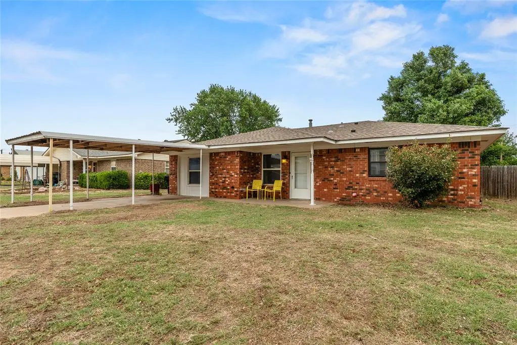 509 S Prouty Avenue, Watonga, OK 73772 - #1