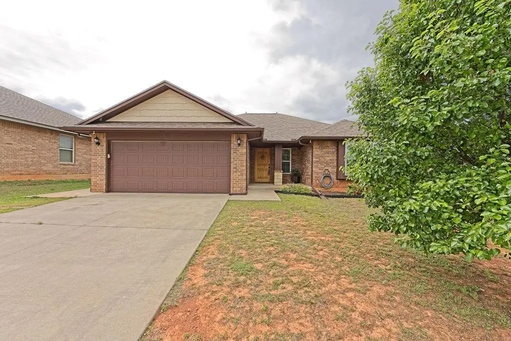 422 Tecumseh Meadows Court, Norman, OK 73069 - #1