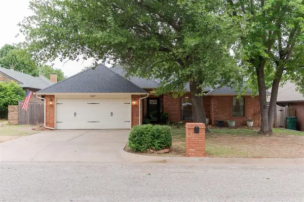 1627 Country Place Road, Oklahoma City, OK 73131
