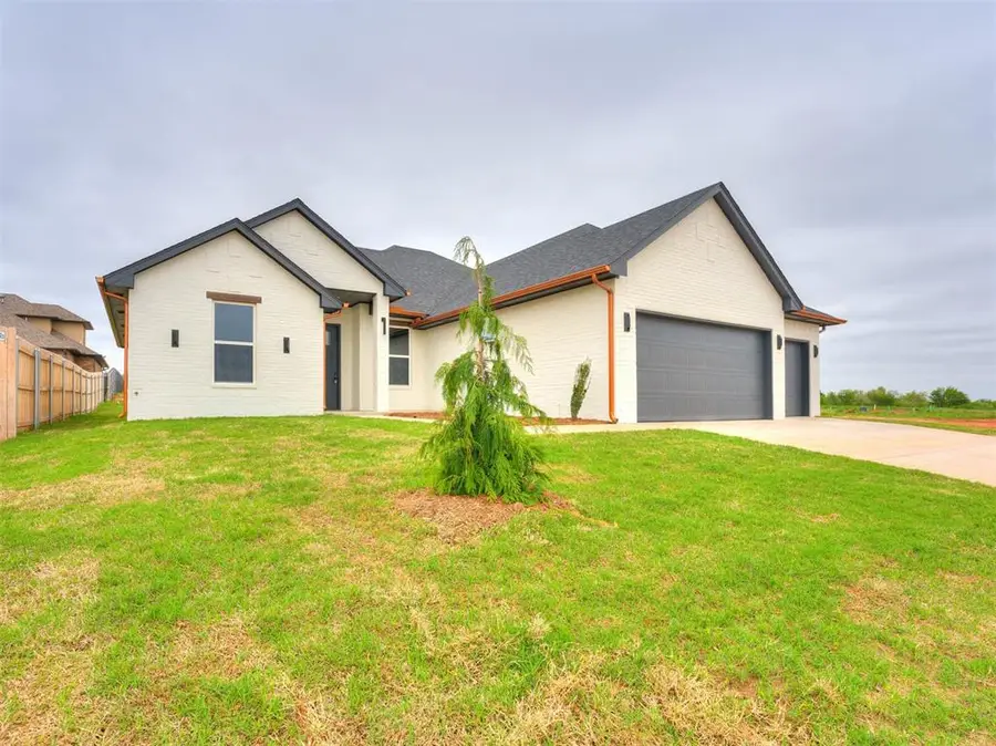 14301 Village Trail, Piedmont, OK 73078 - #2