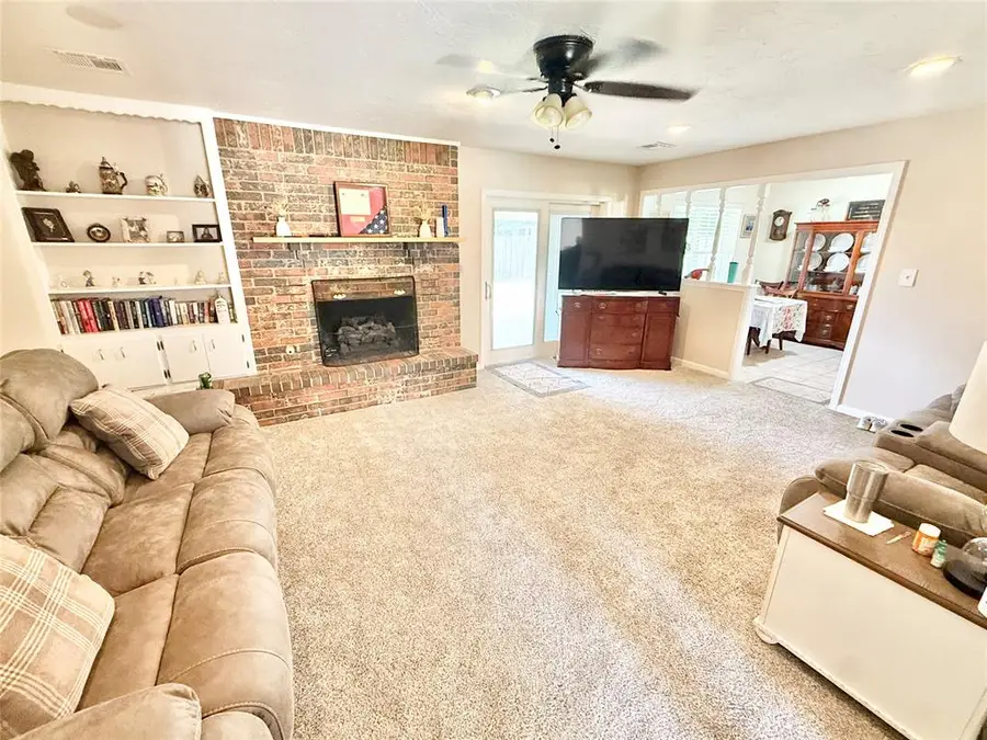1712 Tyler Street, Altus, OK 73521 - #3