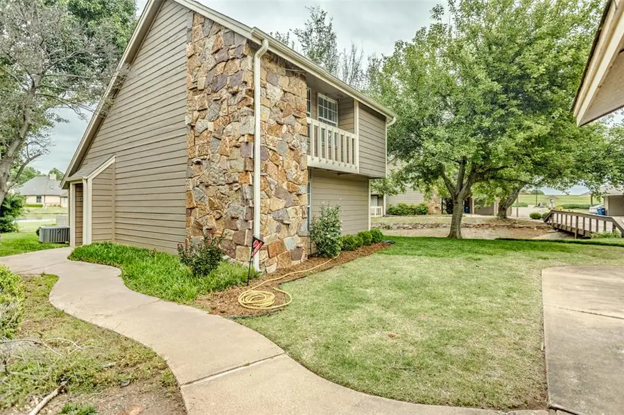914 W Parkway Drive, Stillwater, OK 74075 - #2