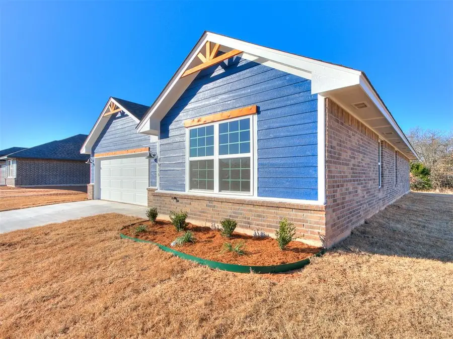 4616 Lincoln Landing, Harrah, OK 73045 - #2
