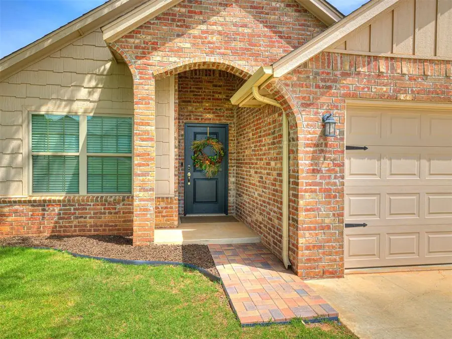 3696 King Arthur Court, Newcastle, OK 73065 - #3