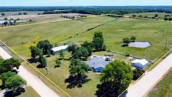 11102 N 368 Road, Okemah, OK 74859