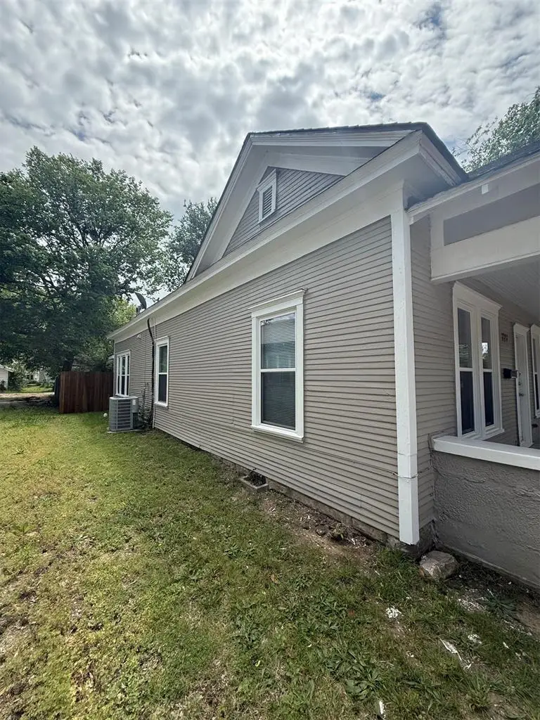 721 N Kickapoo Avenue, Shawnee, OK 74801 - #3