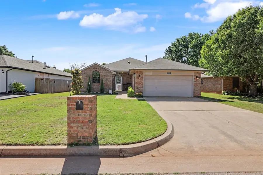 16913 Crest Valley, Edmond, OK 73012 - #3
