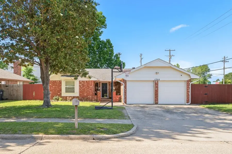 1722 Lancaster Circle, Norman, OK 73069 - #2