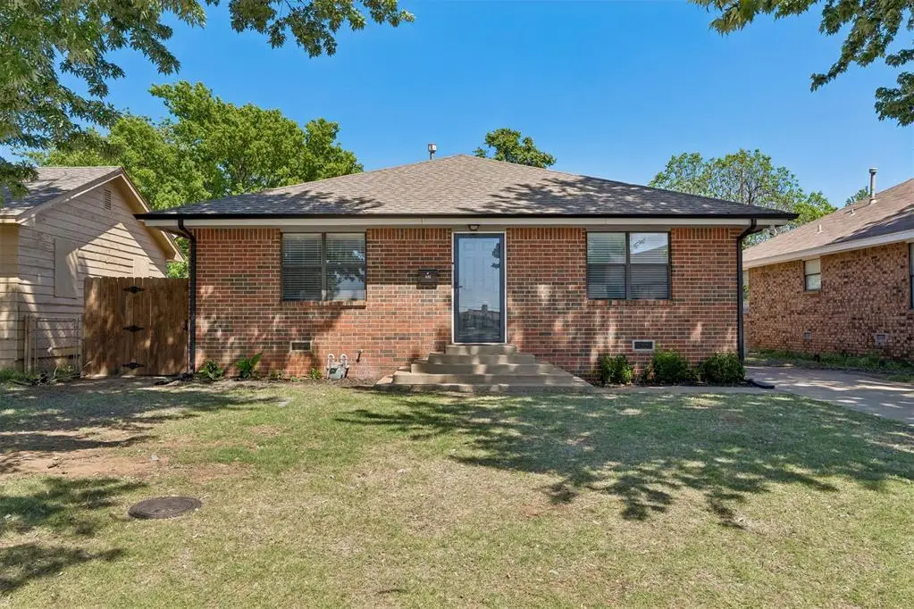 422 Chartrand Avenue, Edmond, OK 73034 - #1