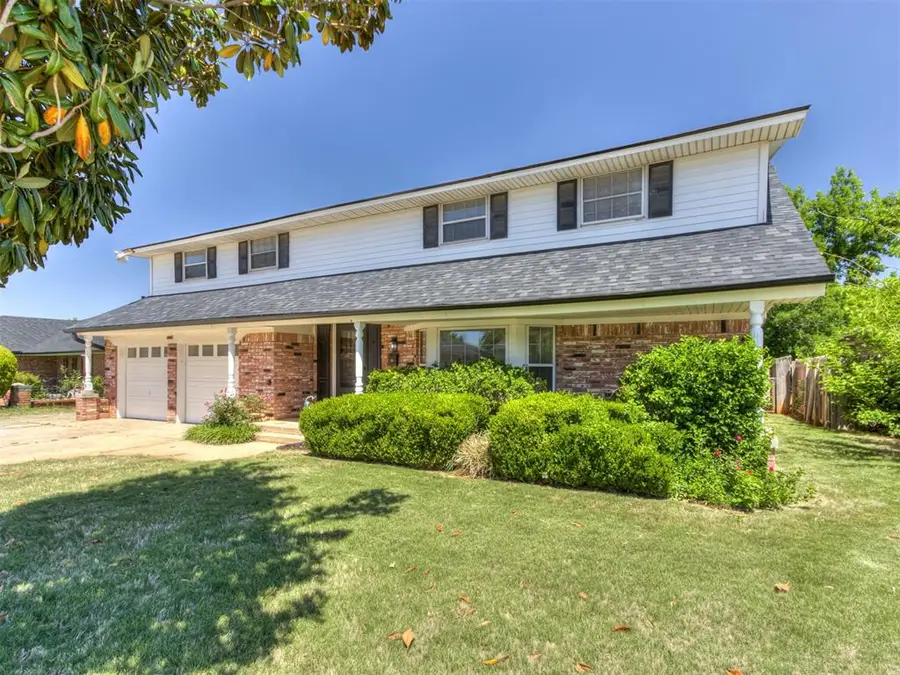 7136 N Comanche Street, Warr Acres, OK 73132 - #3
