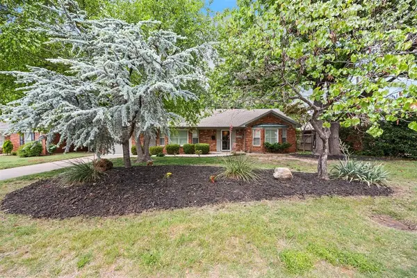 2219 S Dawn Marie Drive, Oklahoma City, OK 73112