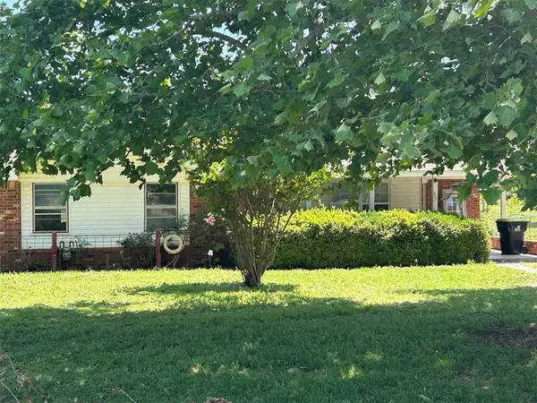 404 S Fox Street, Wayne, OK 73095