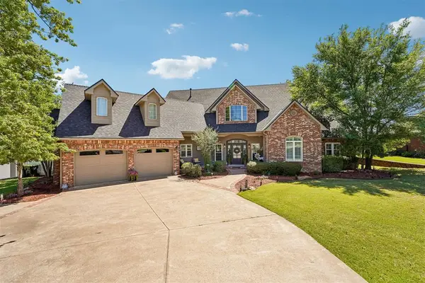 1806 N 4th Avenue, Purcell, OK 73080