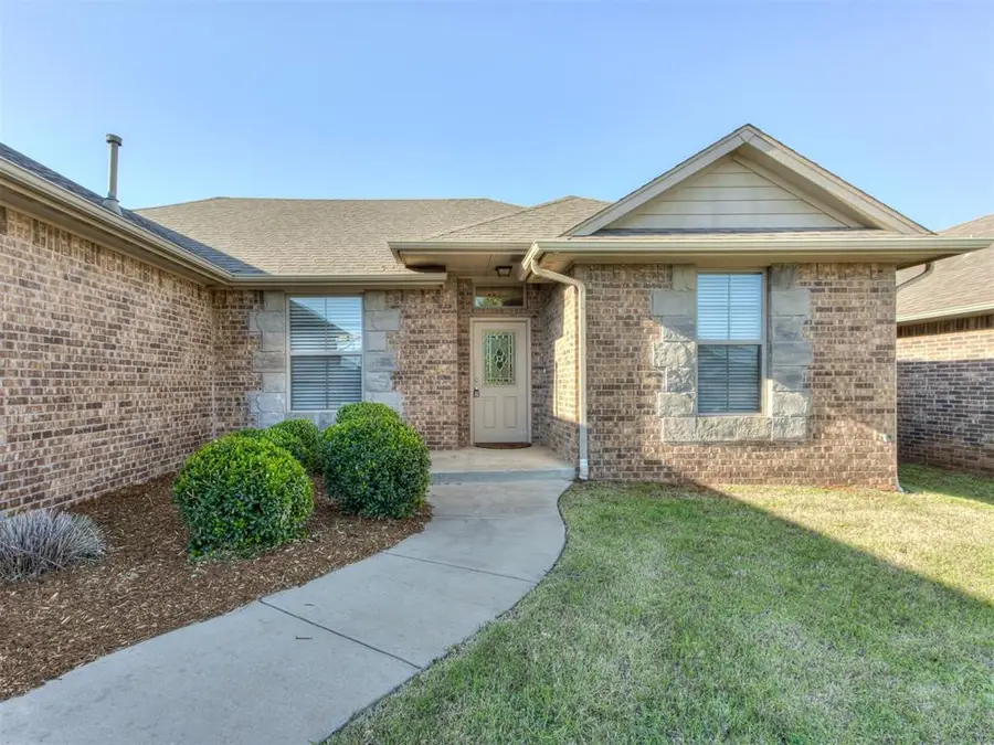 8216 NW 160th Terrace, Edmond, OK 73013 - #2