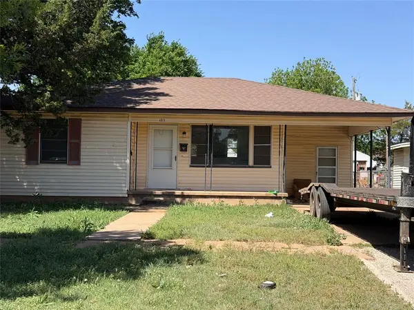 109 S Lincoln Street, Hobart, OK 73651