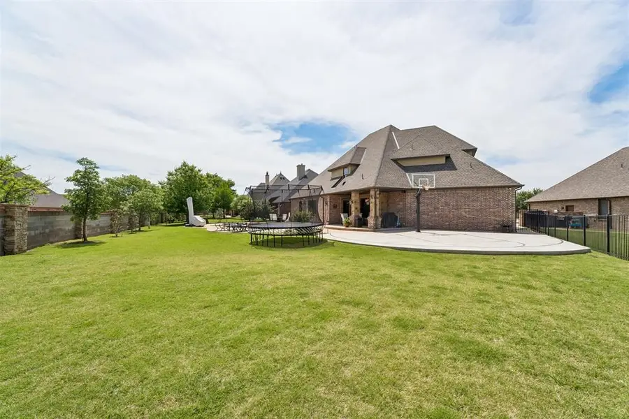 15708 Laguna Drive, Edmond, OK 73013 - #3