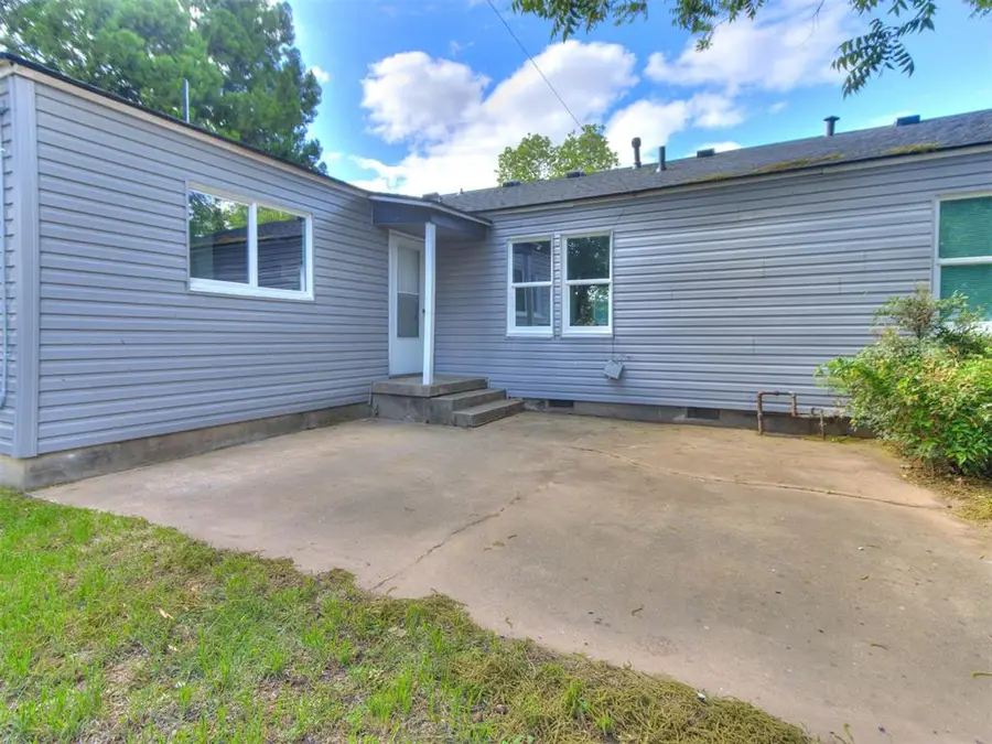 446 W Tonhawa Street, Norman, OK 73069 - #3