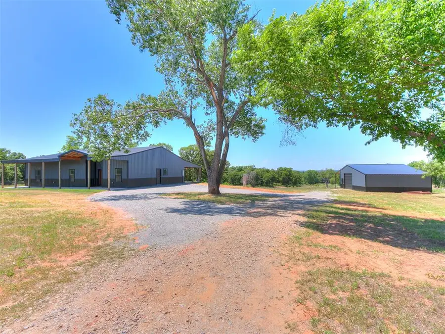 17899 N Harrah Road, Luther, OK 73054 - #2
