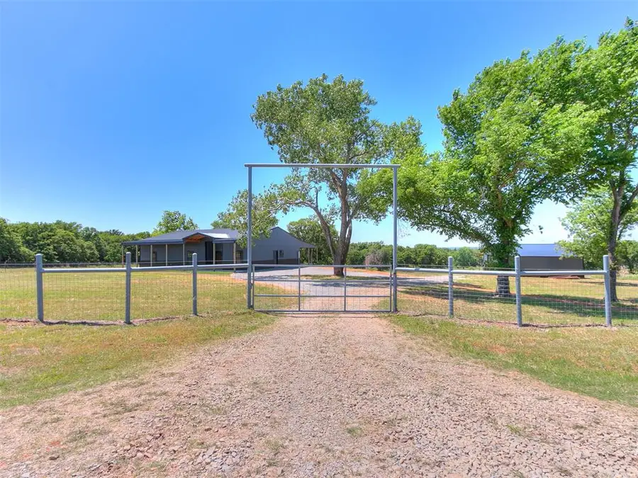 17899 N Harrah Road, Luther, OK 73054 - #3
