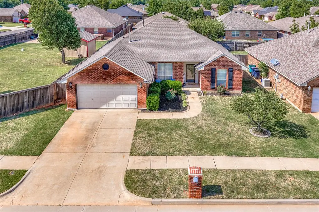 10929 NW 37th Street, Yukon, OK 73099 - #1