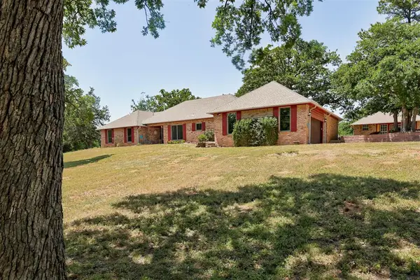 11229 Wolf Creek Road, Guthrie, OK 73044
