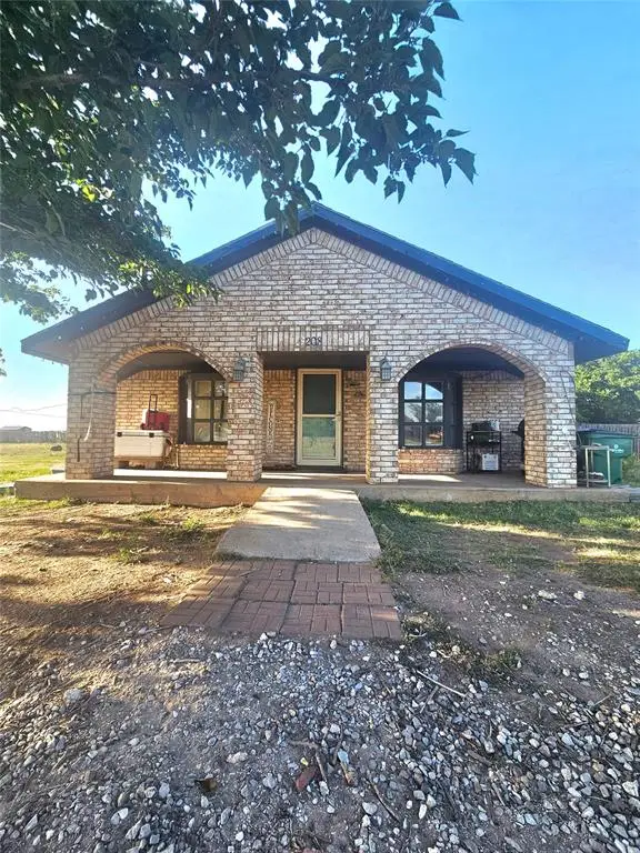 208 W 6th Street, Duke, OK 73532