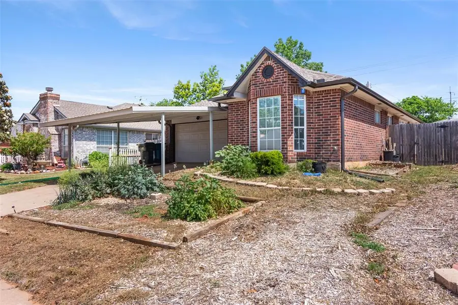 9237 Apple Drive, Midwest City, OK 73130 - #2