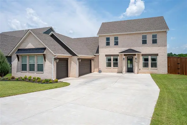 2424 Ridge Pine Road, Edmond, OK 73034