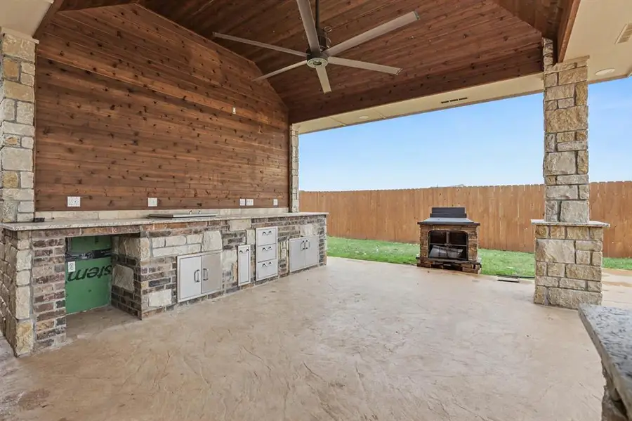 400 S Chardon Drive, Mustang, OK 73064 - #2