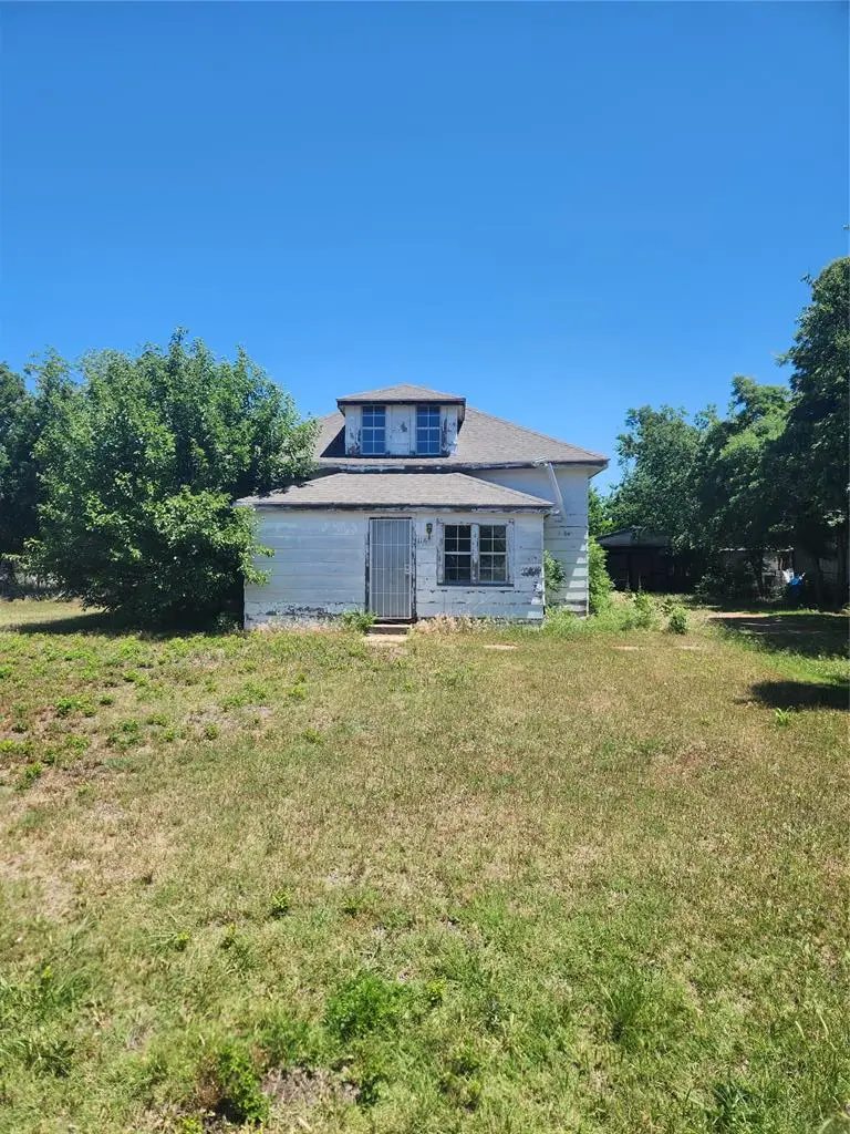 1116 D Street, Snyder, OK 73566 - #2