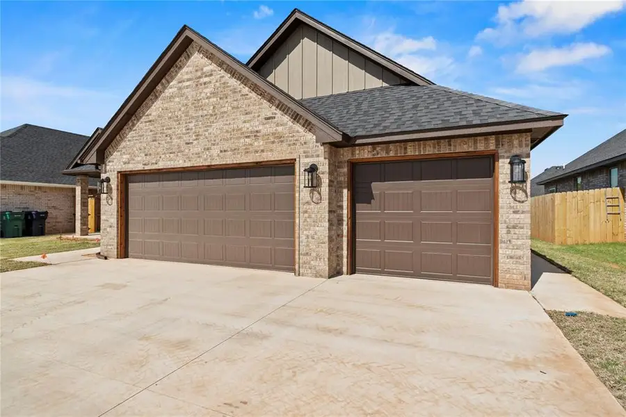 10505 SW 51st Street, Mustang, OK 73064 - #2